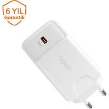 Spigen SteadiBoost 27W Hızlı Şarj Cihazı USB-C PD 3.0 (Power Delivery) iPhone Android ile Uyumlu Şarj Adaptörü F210 - 000CA26477